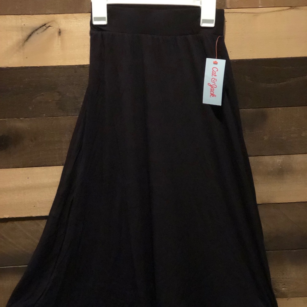 Cat & Jack YOUTH GIRLS Maxi Skirt. Size 6/6x. Black.